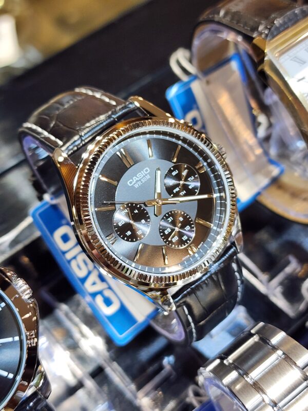 Casio MTP-1375L-1AVDF Chronograph Watch