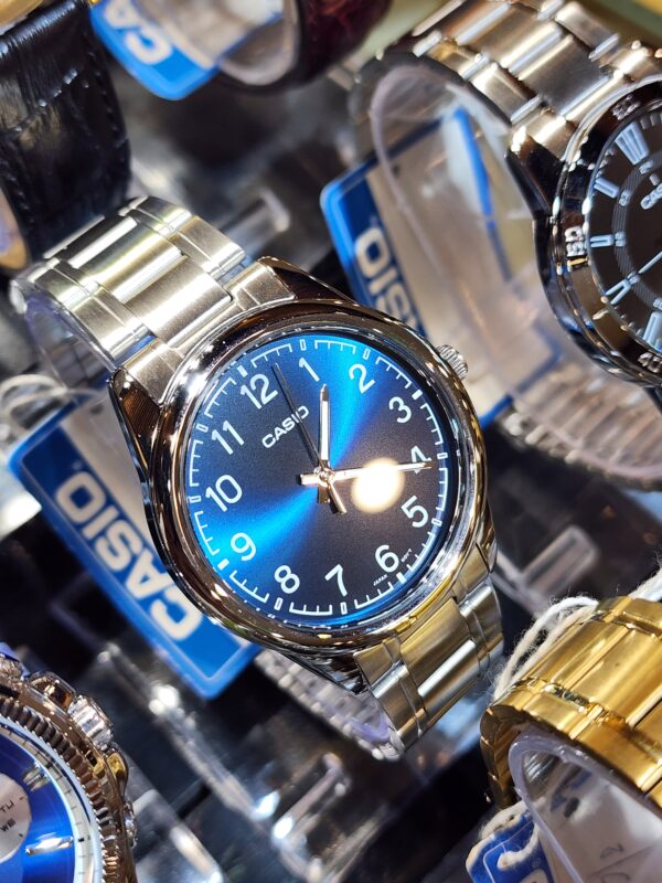Casio MTP-V005D-2B4UDF Quartz watch