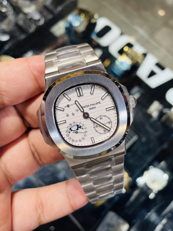 Patek Philippe Nautilus 5712